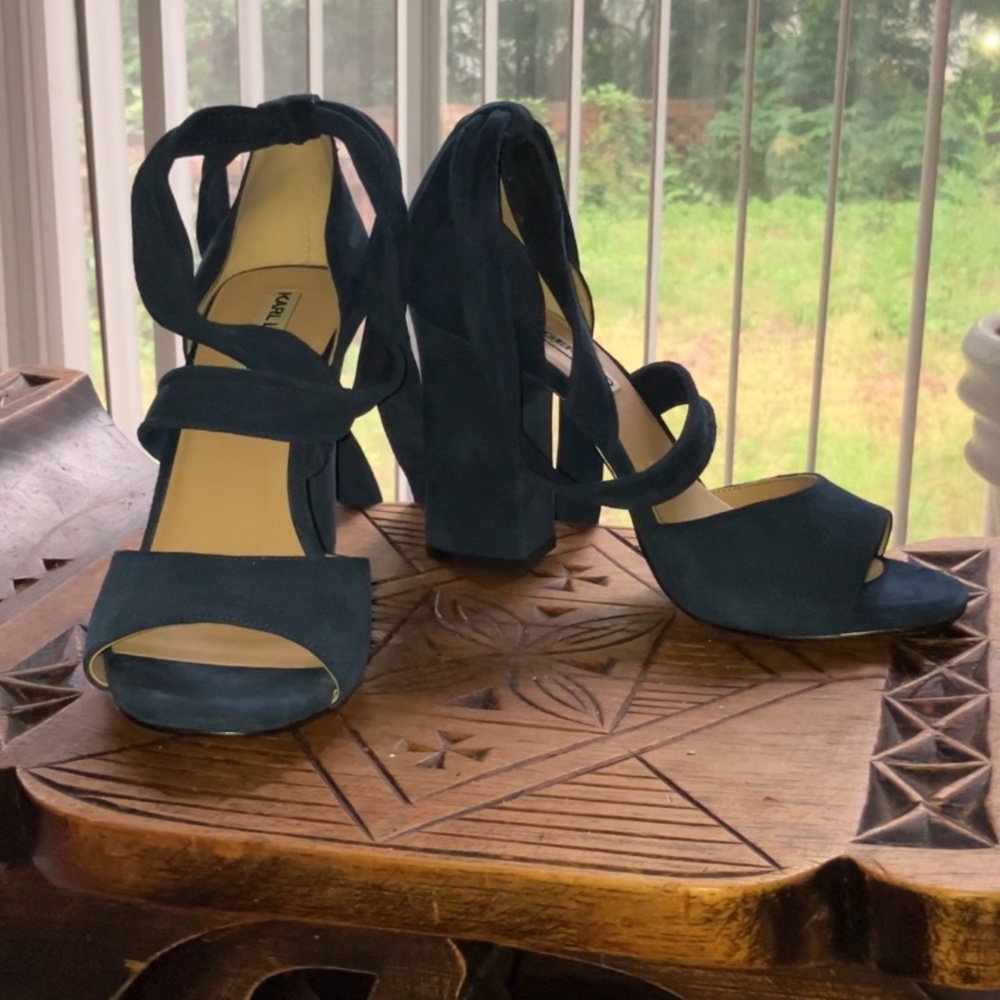 Elegant Blue Women's Heels